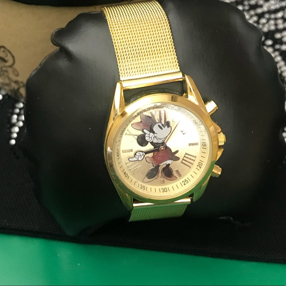 Minnie Mouse Gold Watch